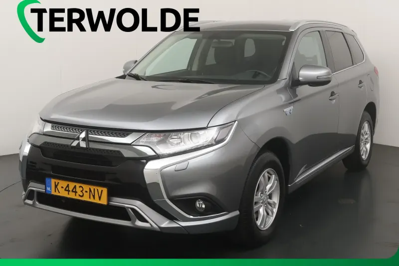 Mitsubishi Outlander (2021)