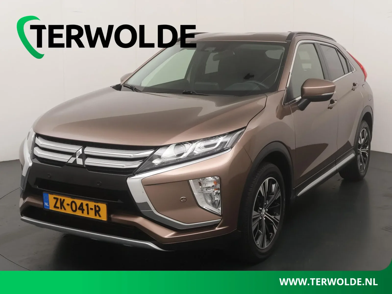 Mitsubishi Eclipse Cross (2019) — foto 1