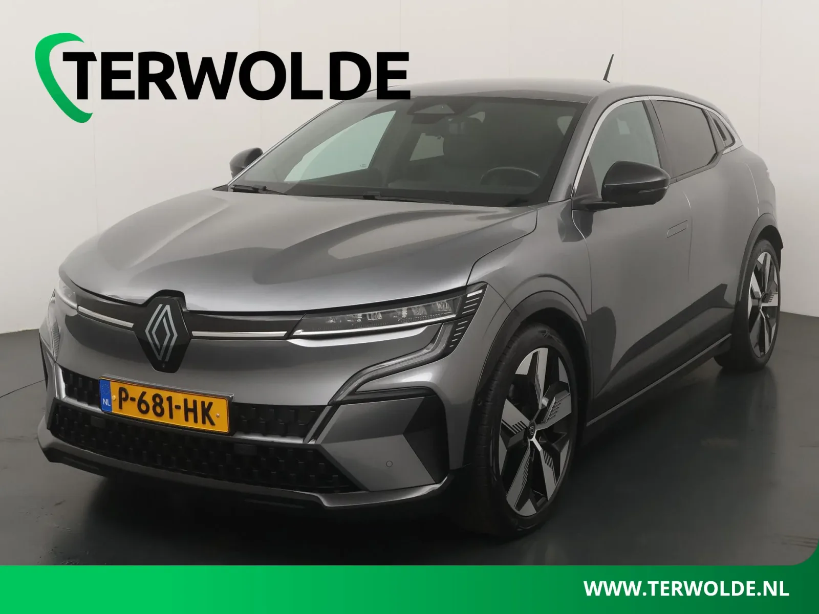 Renault Mégane E-Tech (2022) — foto 1