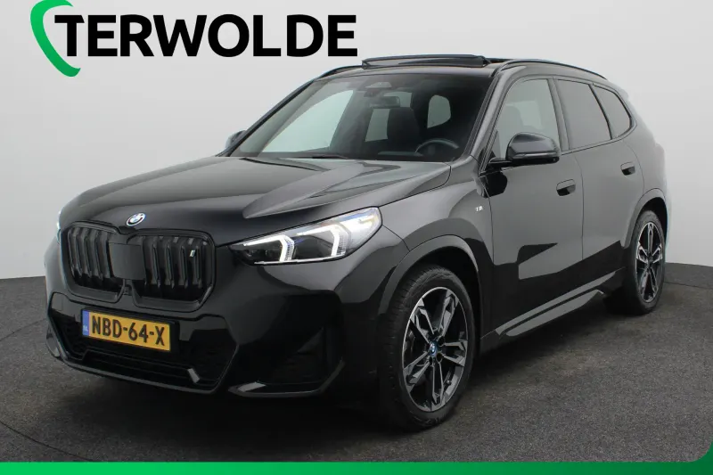 BMW iX1 (2023)