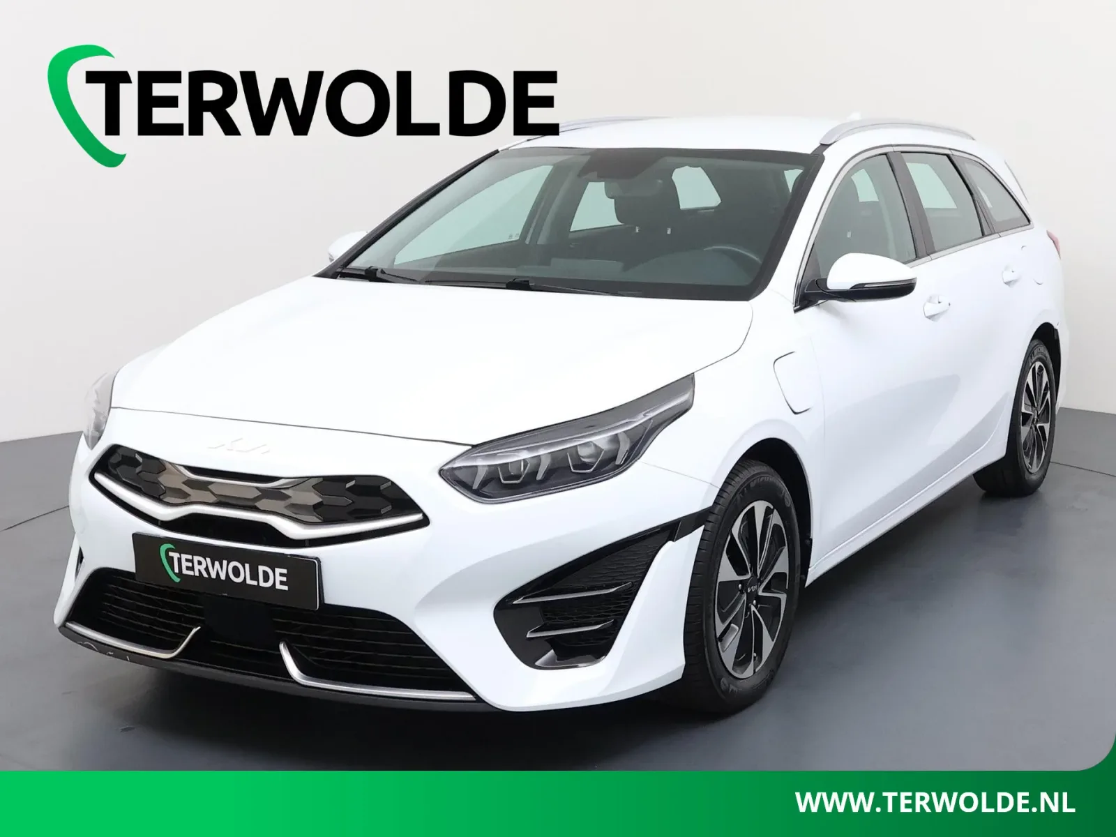Kia Ceed (2022) — foto 1