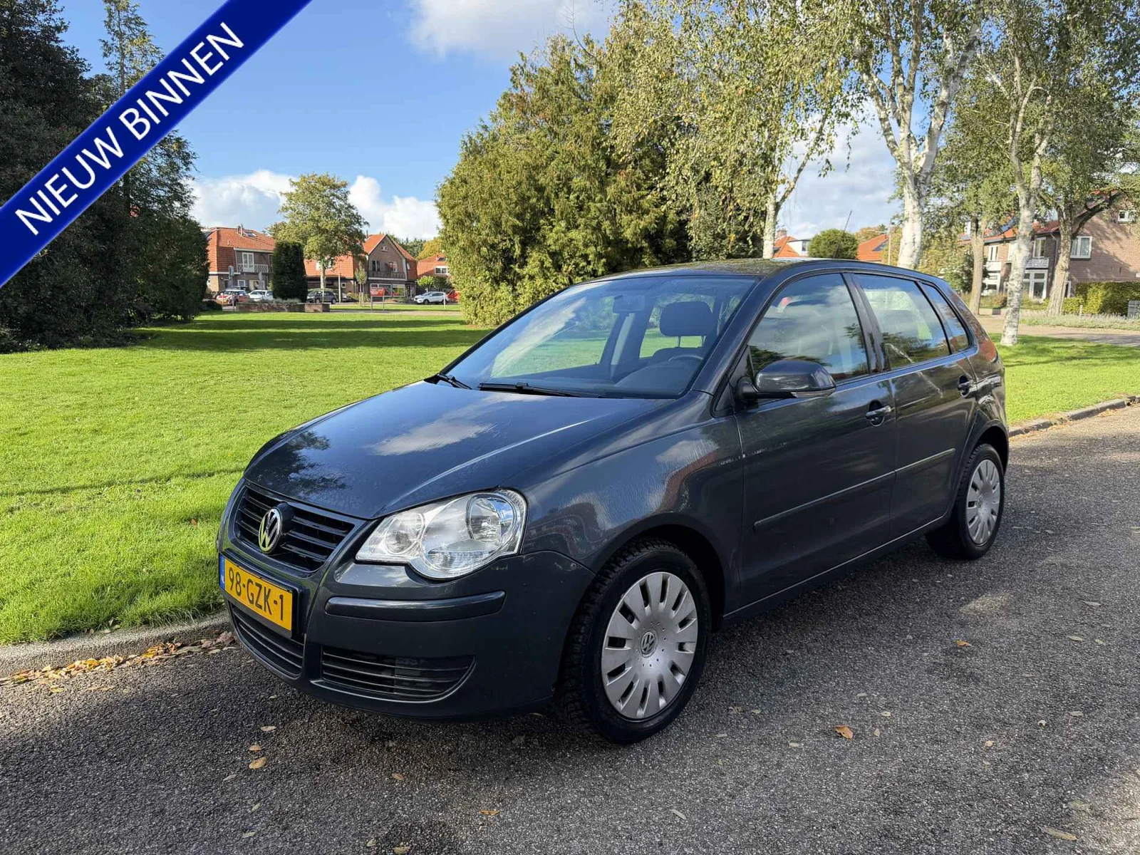 Volkswagen Polo (2008) — foto 1