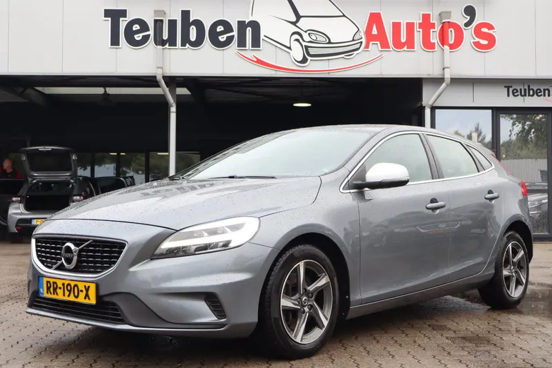 Volvo V40 (2018)