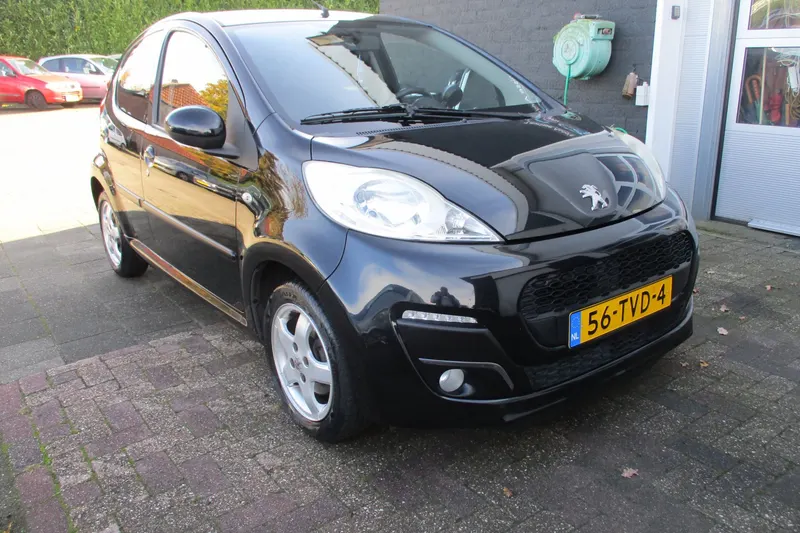 Peugeot 107 (2012)