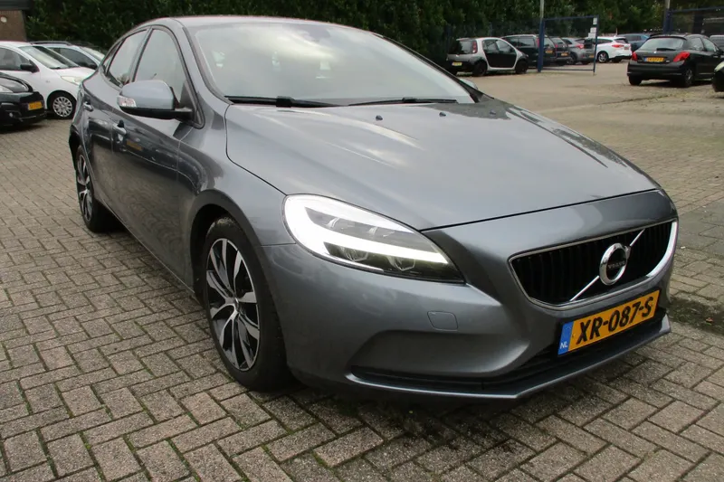Volvo V40 (2016)