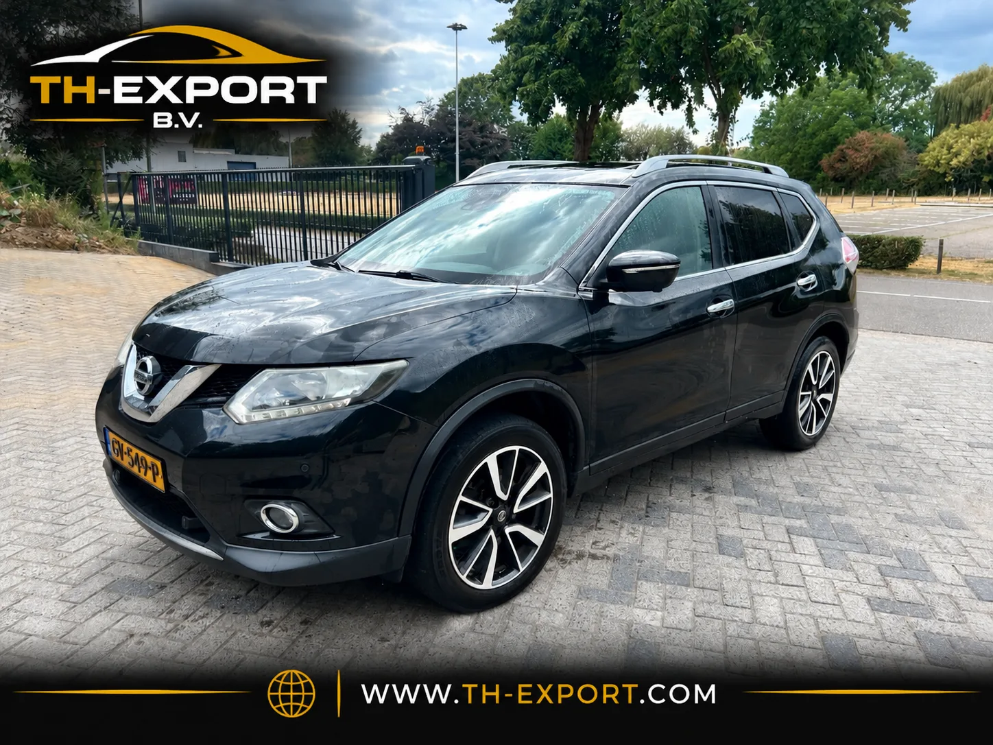 Nissan X-Trail (2015) — foto 1