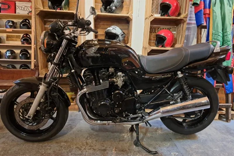 Honda CB 750 (2003)