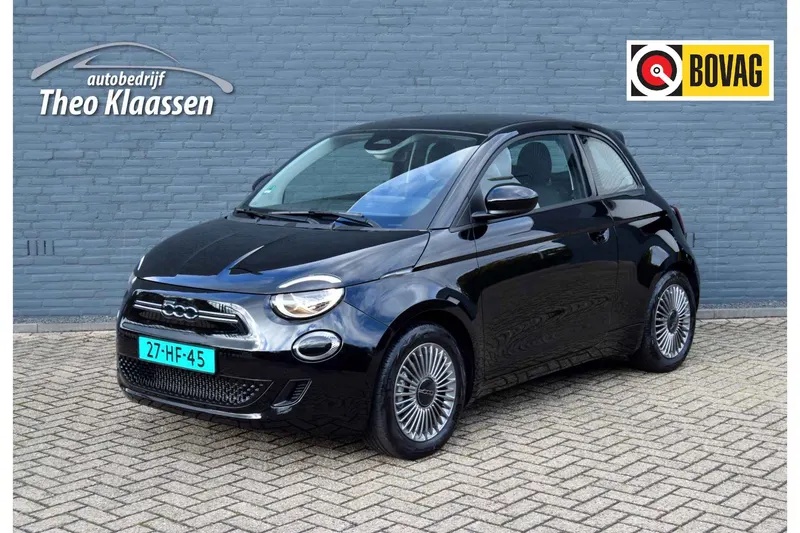 Fiat 500 (2023)