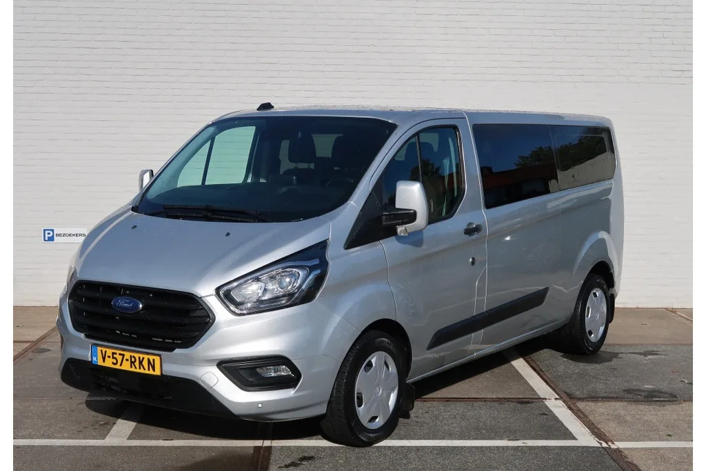 Ford Transit/Tourneo Custom (2023) — foto 1