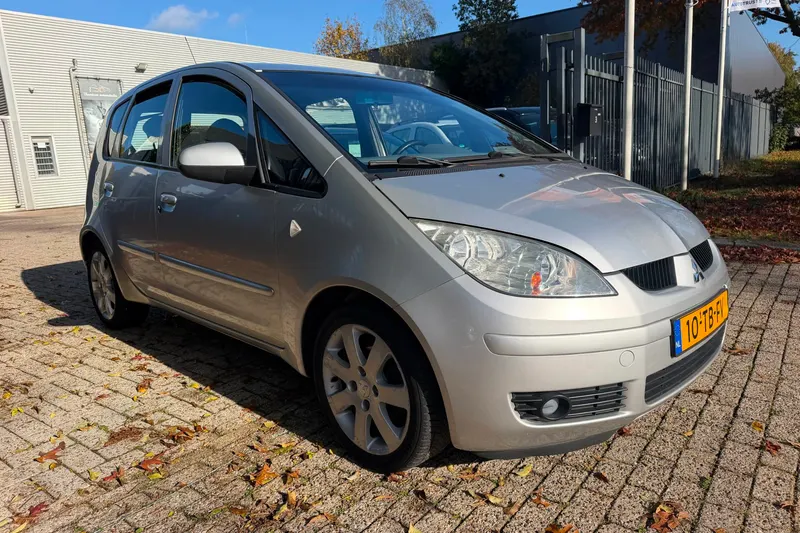 Mitsubishi Colt (2006)