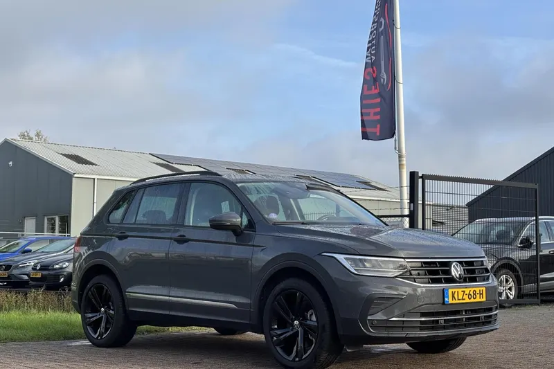 Volkswagen Tiguan (2022)