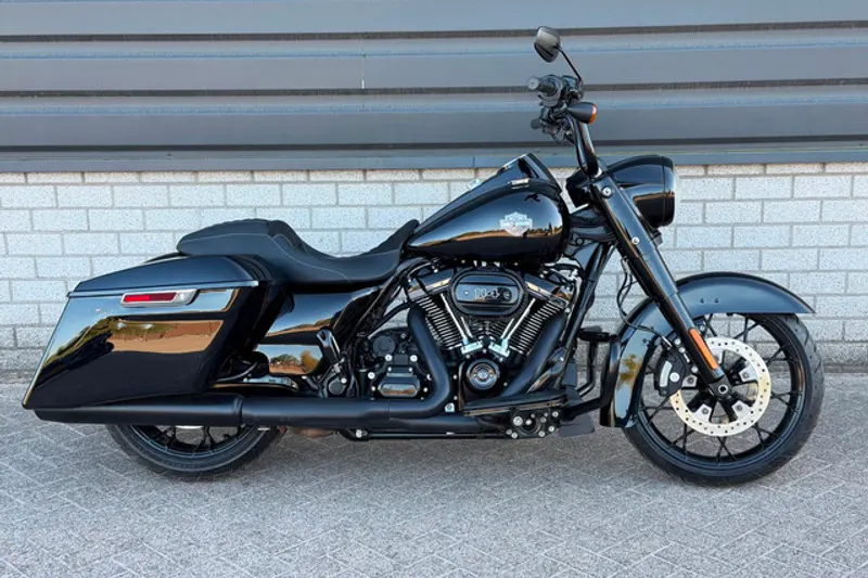 Harley-Davidson Road King (2021)