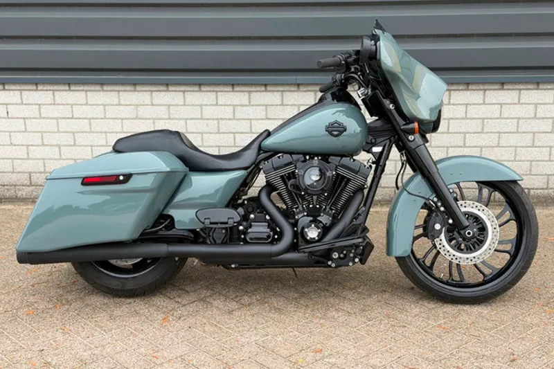 Harley-Davidson Street Glide (2015)