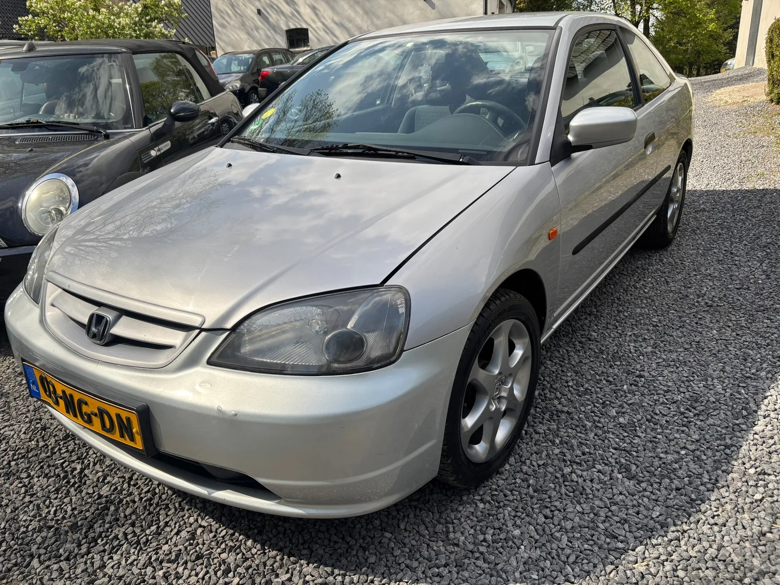 Honda Civic (2003) — foto 1