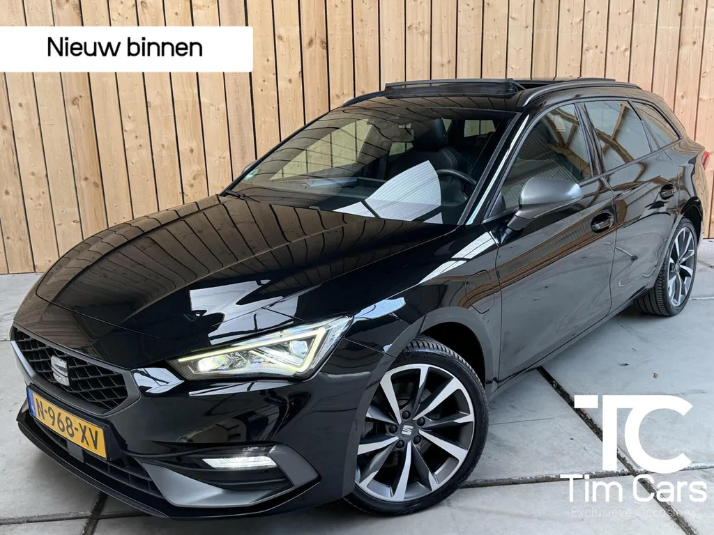 SEAT Leon Sportstourer (2021) — foto 1
