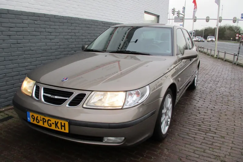 Saab 9-5 (2004)