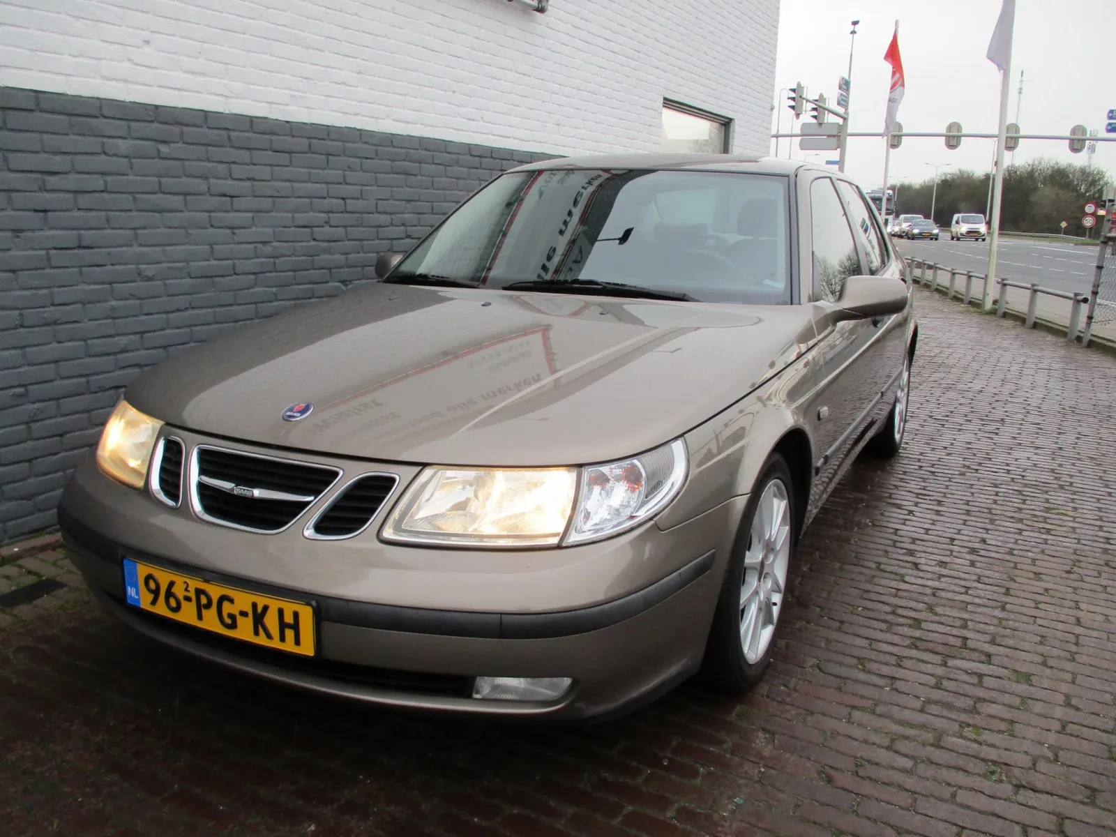 Saab 9-5 (2004) — foto 1