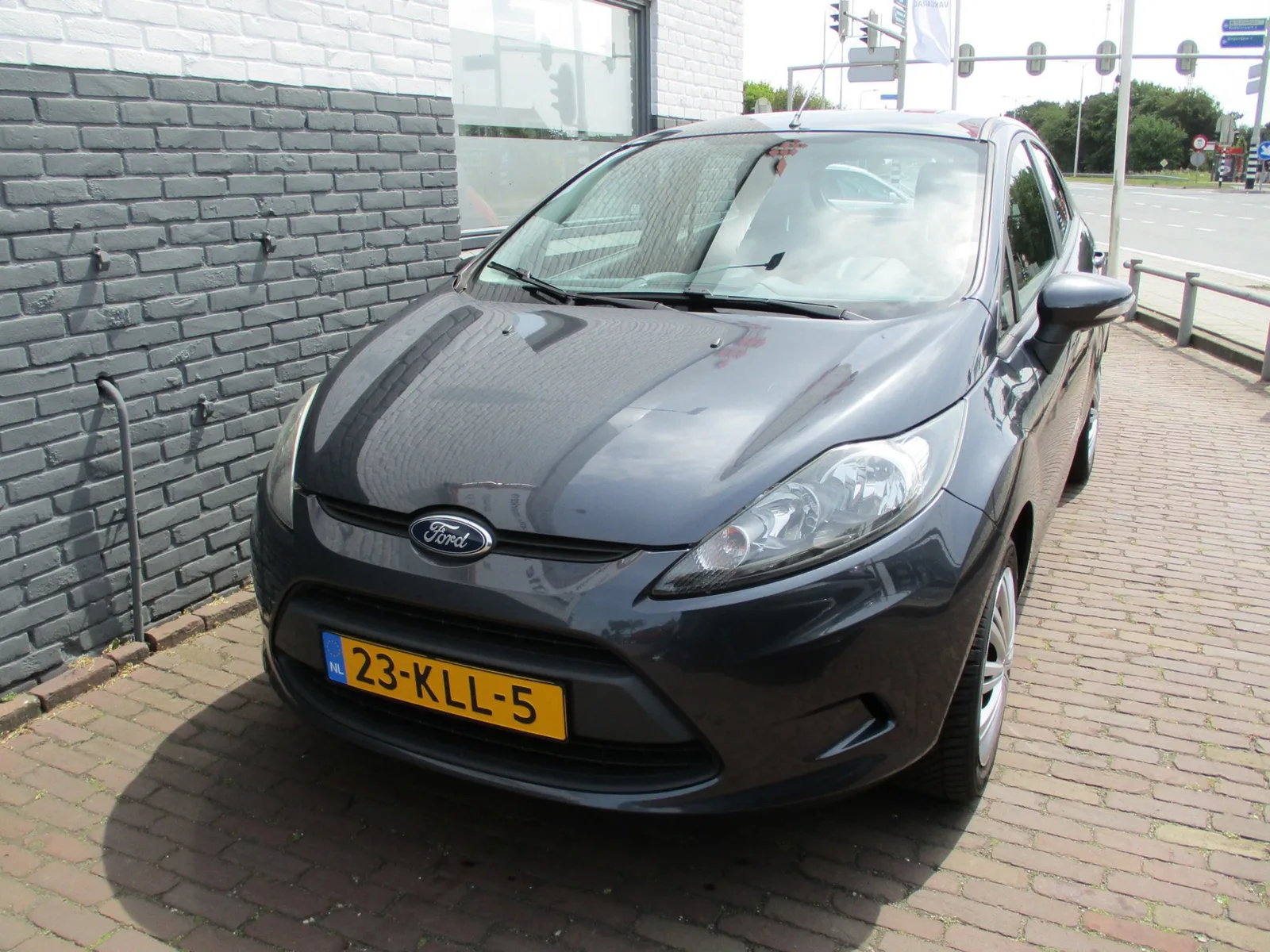 Ford Fiesta (2009) — foto 1