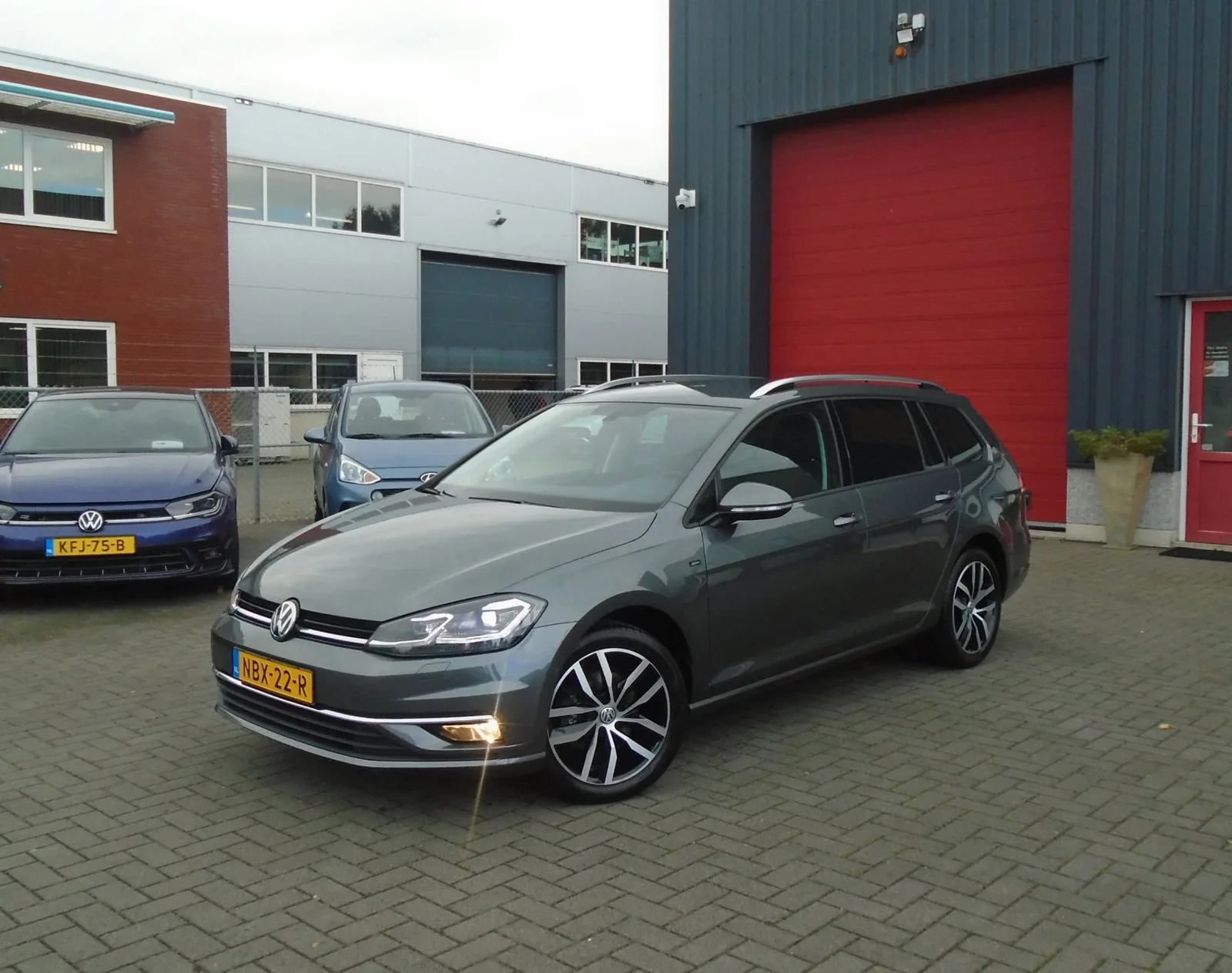 Volkswagen Golf (2018) — foto 1