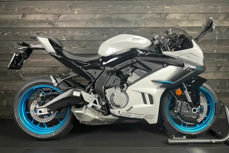 CFMoto 675 SR-R (2026)