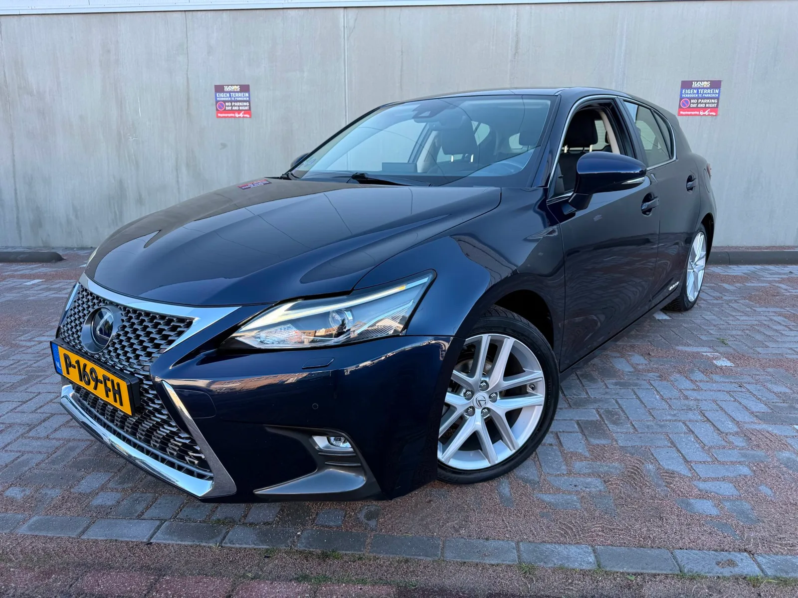 Lexus CT (2018) — foto 1