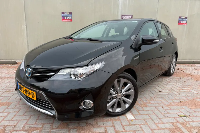 Toyota Auris (2013)