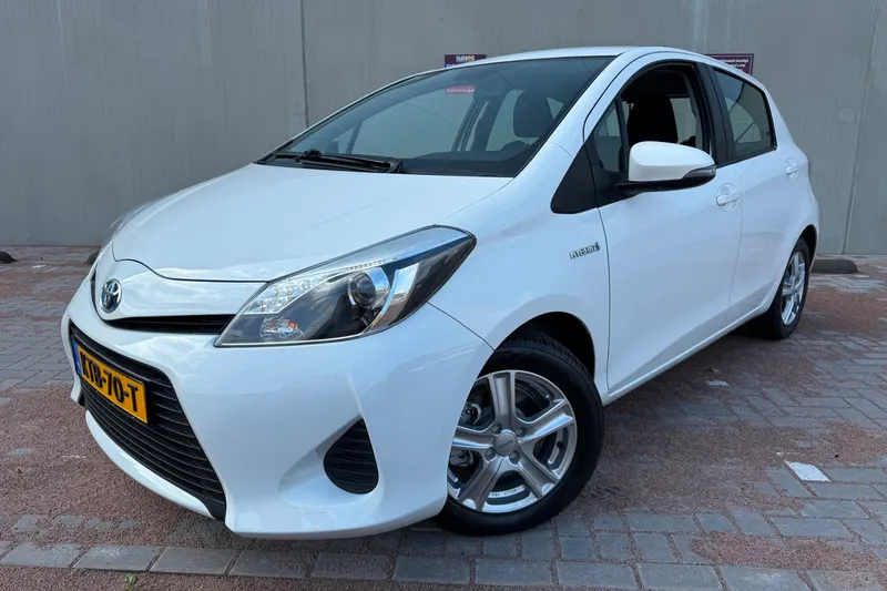 Toyota Yaris (2012)