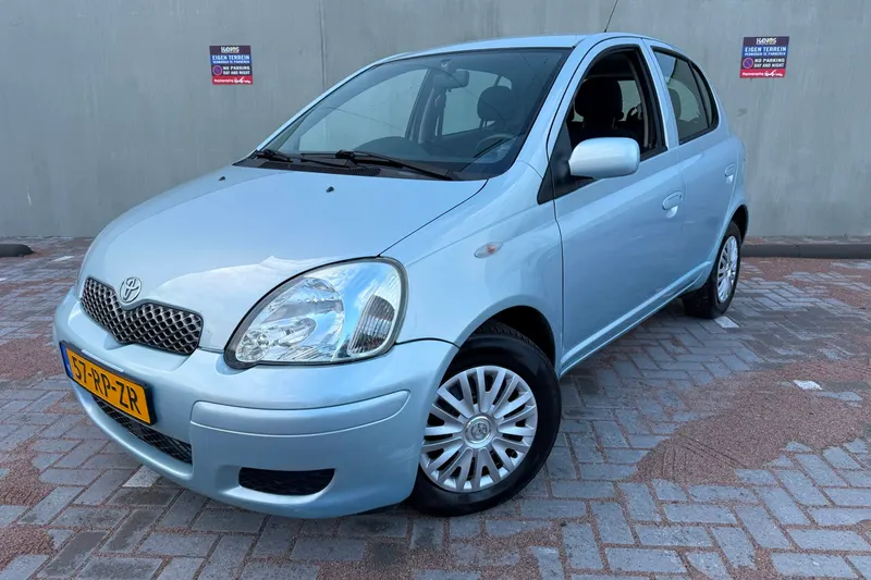 Toyota Yaris (2005)