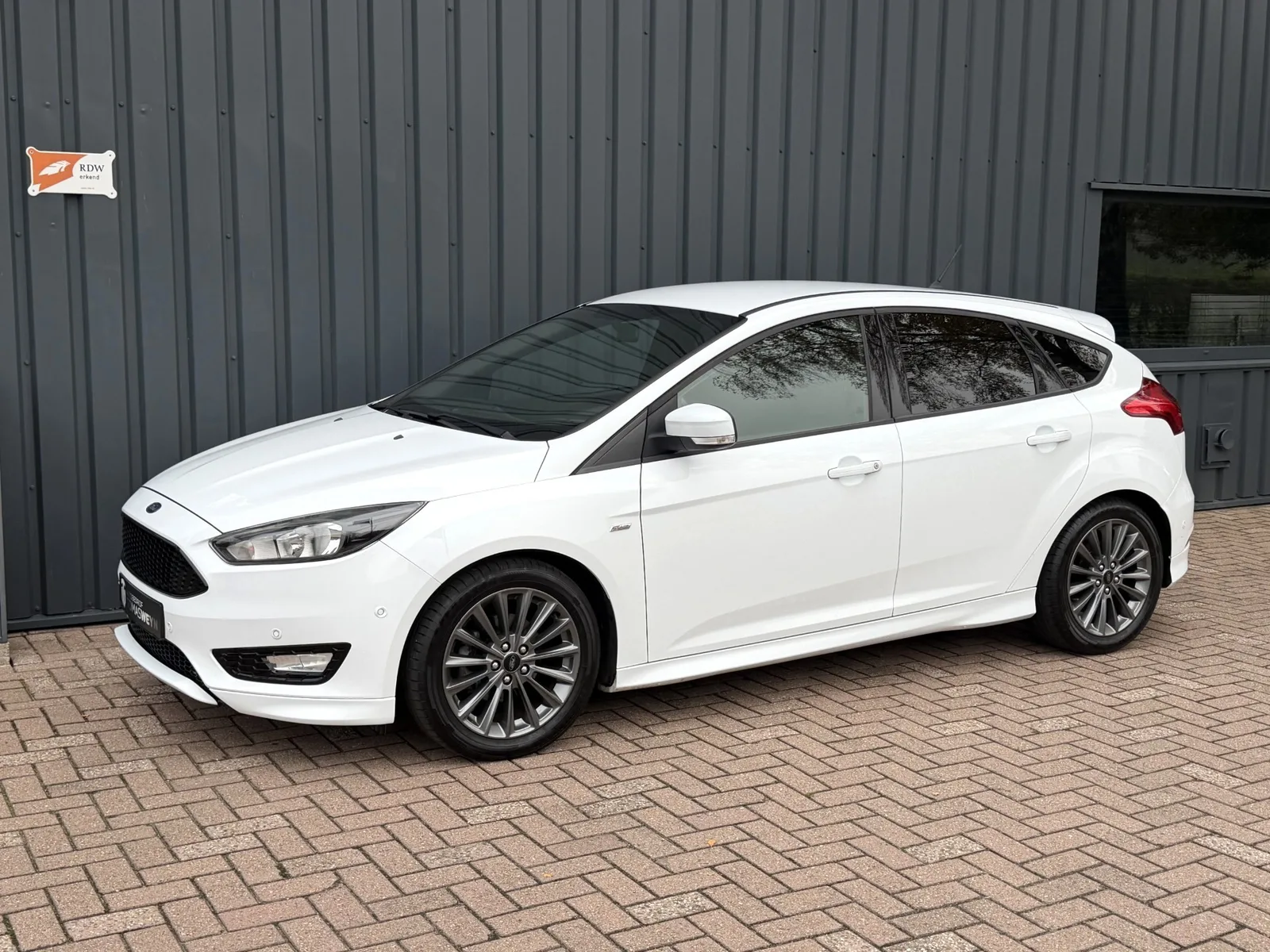 Ford Focus (2018) — foto 1
