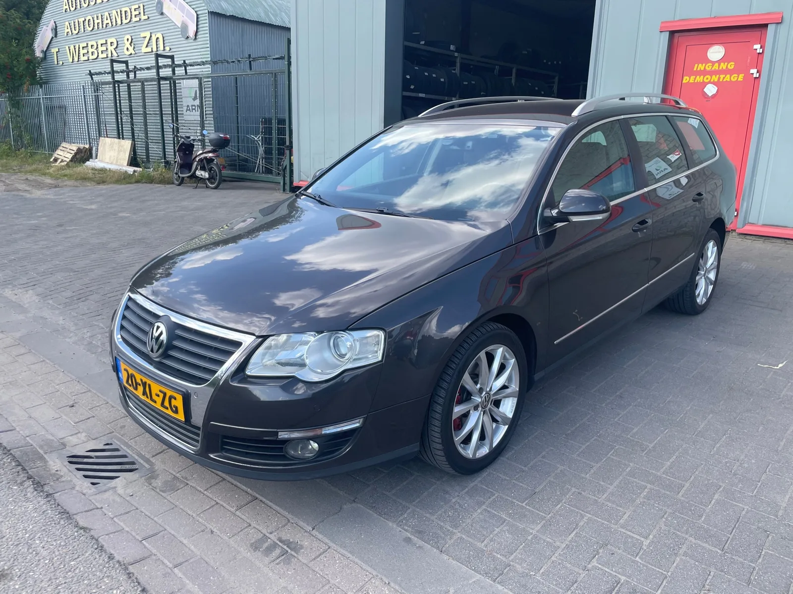 Volkswagen Passat (2007) — foto 1