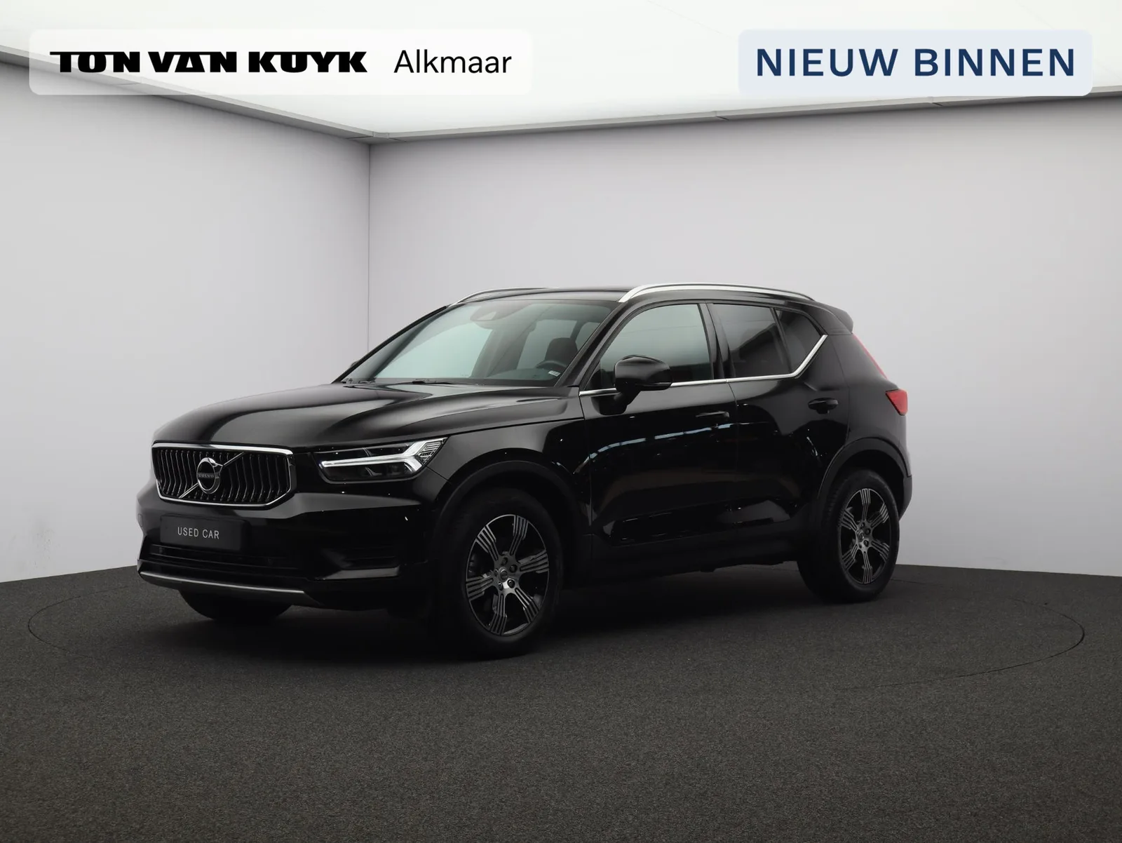Volvo XC40 (2019) — foto 1