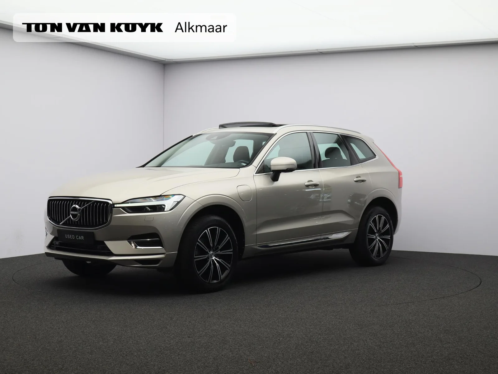 Volvo XC60 (2021) — foto 1