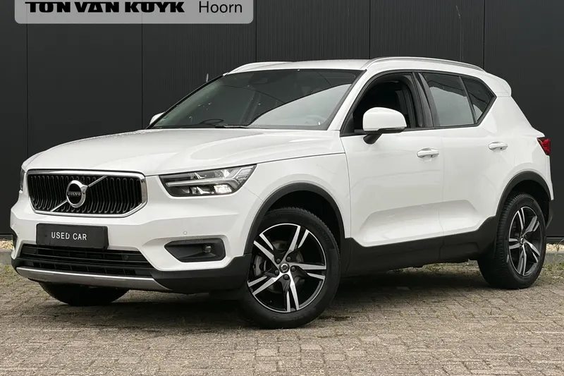 Volvo XC40 (2021)