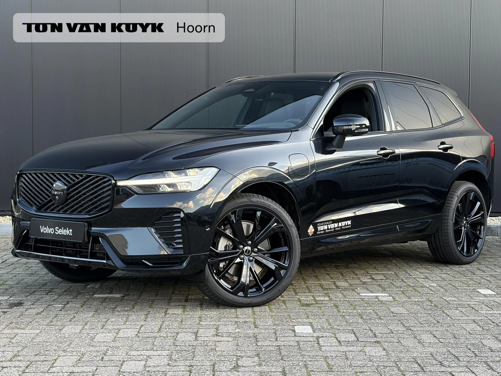 Volvo XC60 (2026) — foto 1