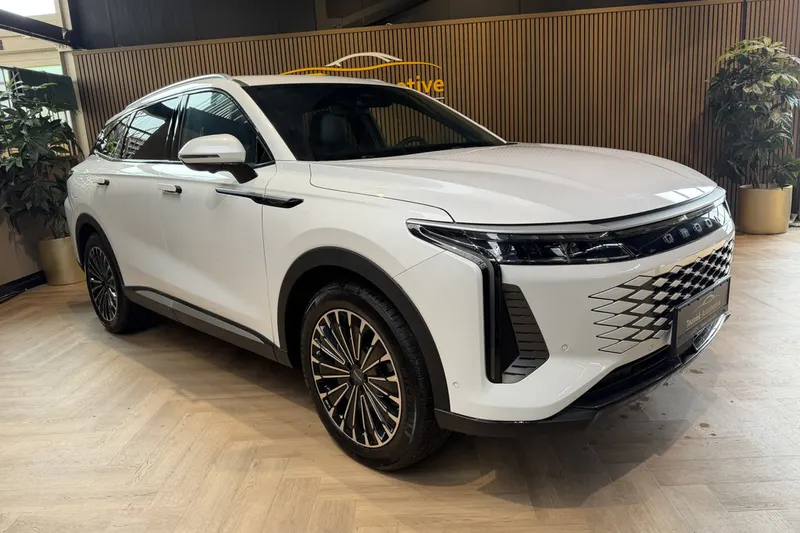 Omoda 9 (2026)