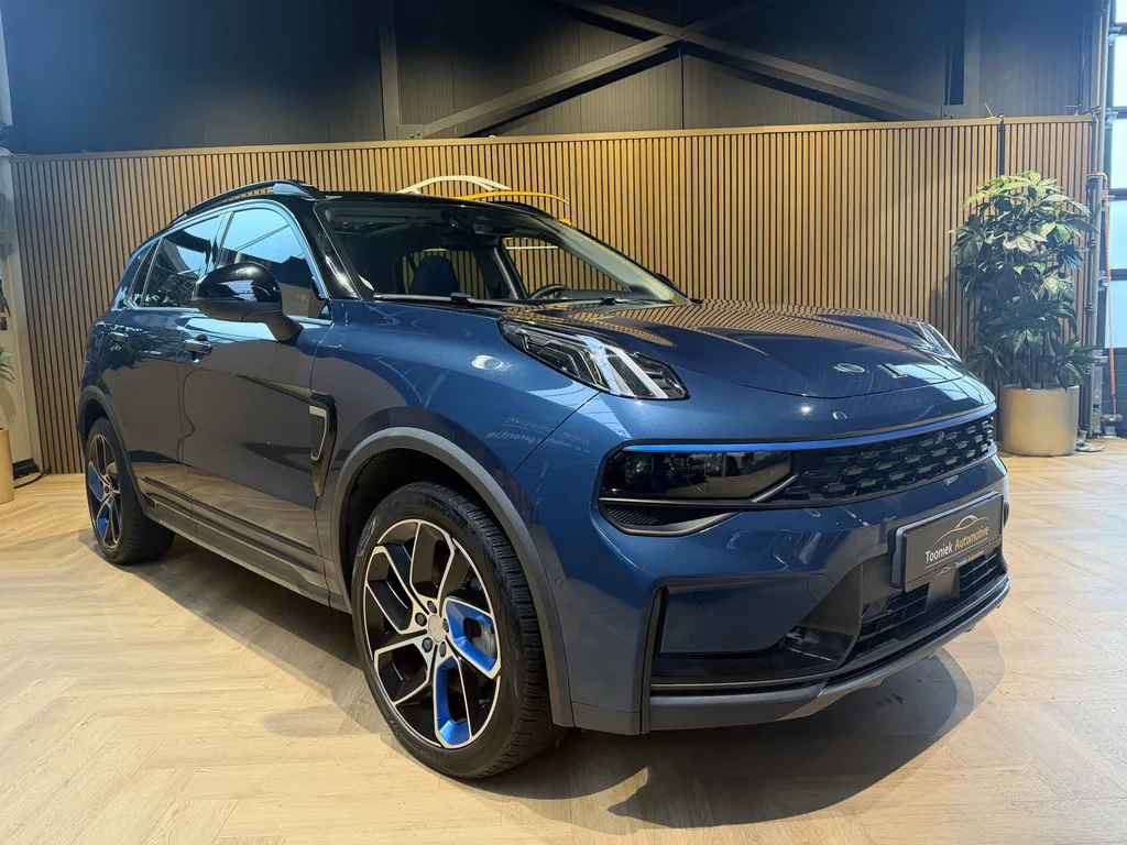 Lynk & Co 01 (2022) — foto 1