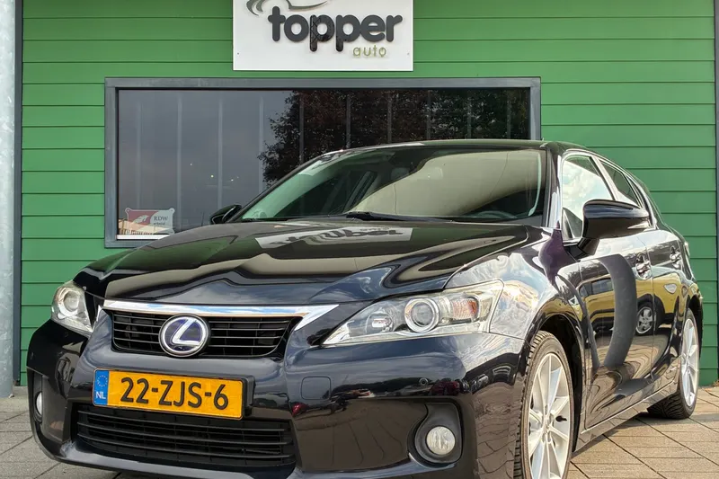 Lexus CT (2013)