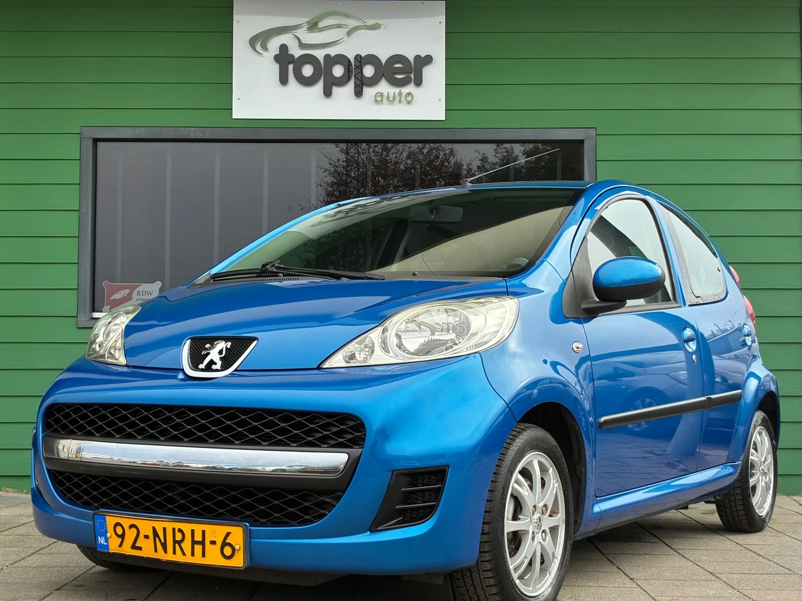 Peugeot 107 (2010) — foto 1