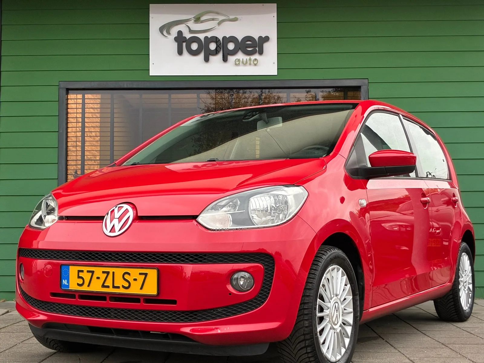 Volkswagen Up! (2013) — foto 1