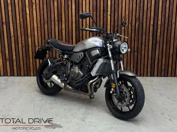 Yamaha XSR 700 (2016) — foto 1