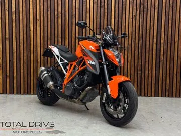 KTM 1290 Super Duke R (2015) — foto 1