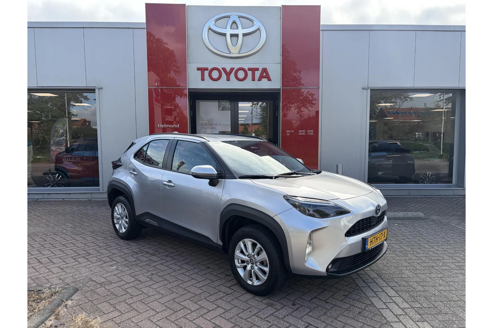 Toyota Yaris Cross (2025) — foto 1