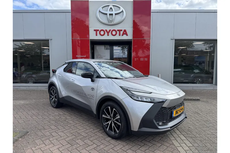 Toyota C-HR (2025)