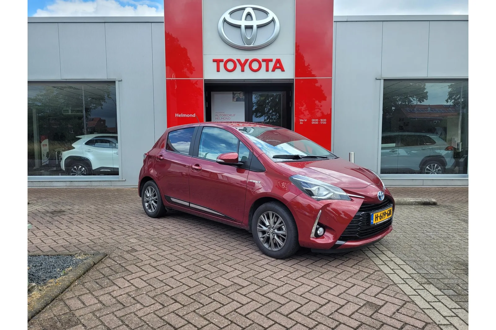 Toyota Yaris (2020) — foto 1