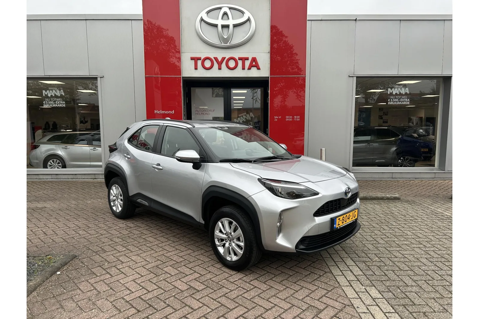 Toyota Yaris Cross (2024) — foto 1
