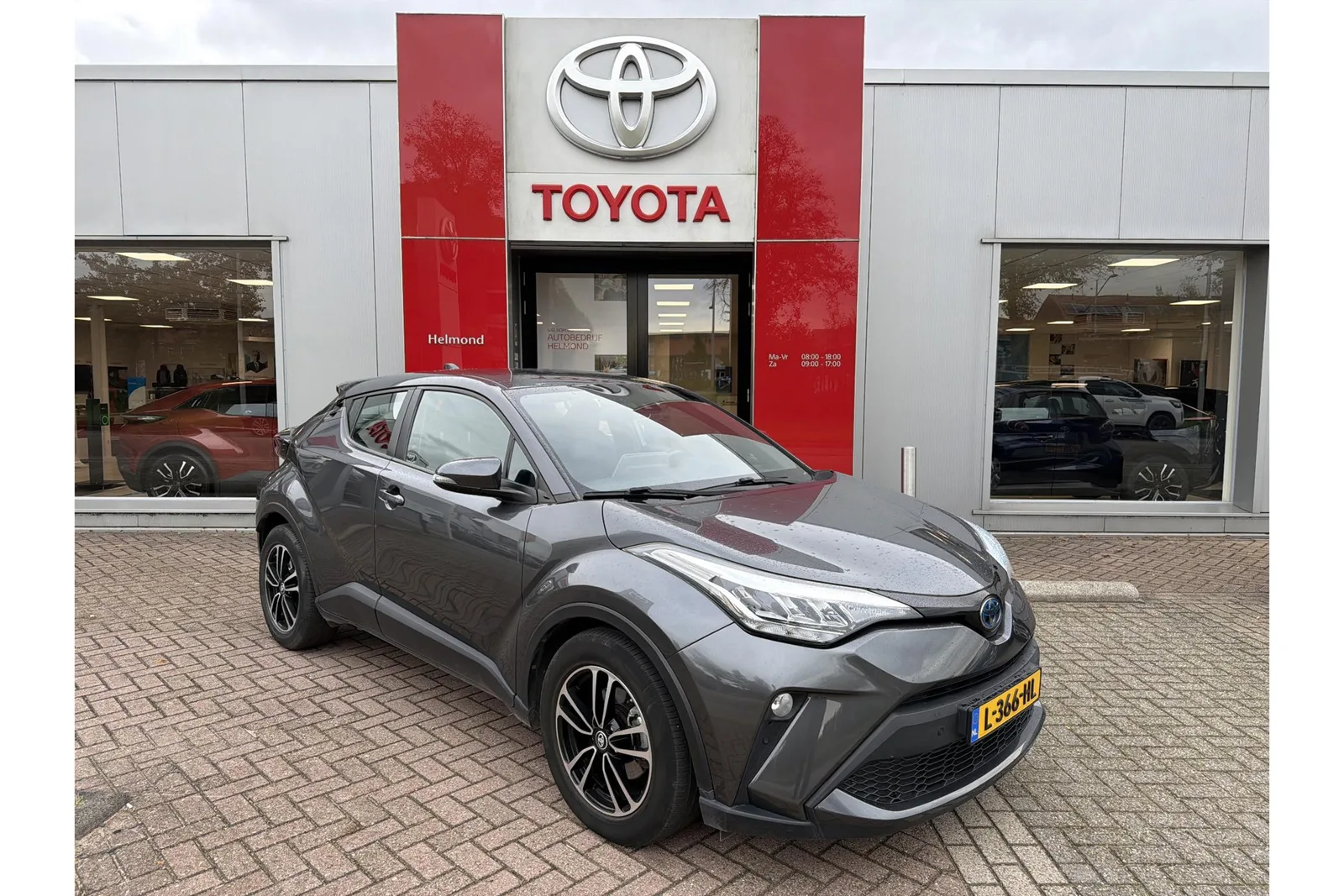 Toyota C-HR (2020) — foto 1