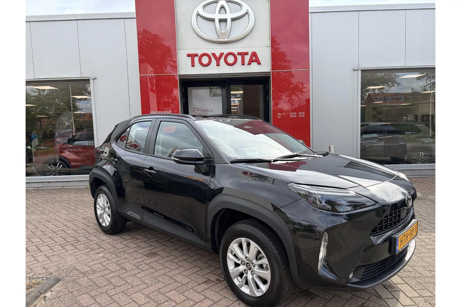 Toyota Yaris Cross (2025) — foto 1