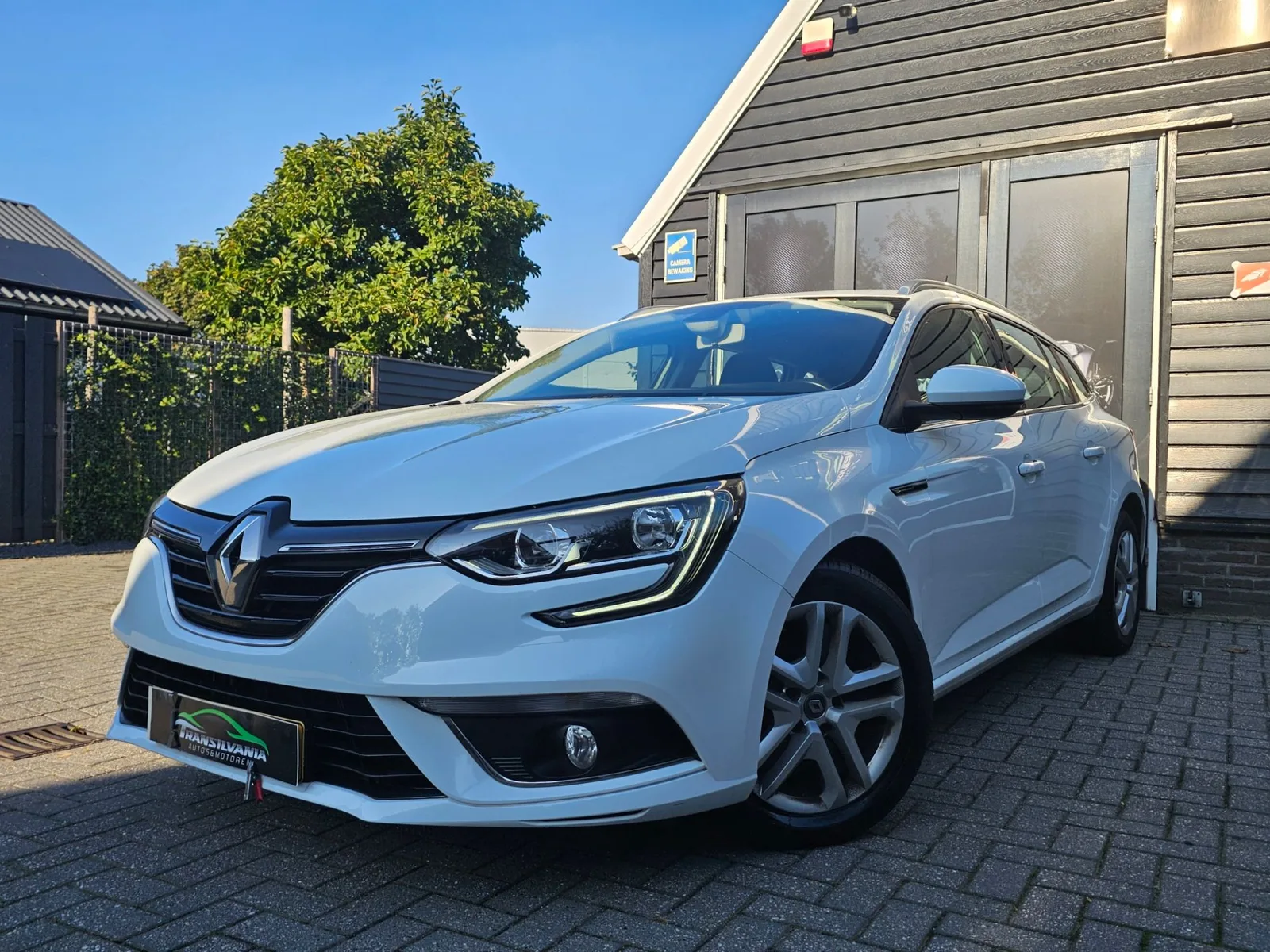 Renault Mégane (2016) — foto 1