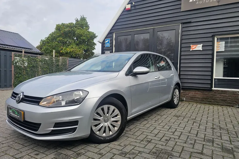 Volkswagen Golf (2013)