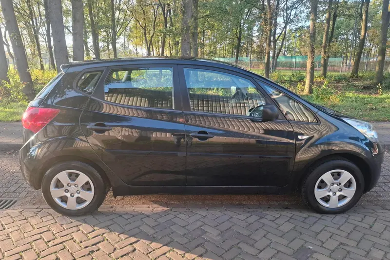 Kia Venga (2010)